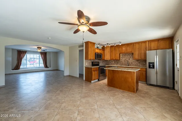 $2,495 | 8303 East Glenrosa Avenue, Scottsdale, AZ 85251