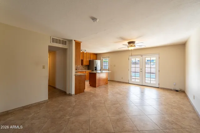 $2,495 | 8303 East Glenrosa Avenue, Scottsdale, AZ 85251