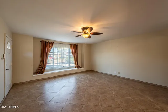 $2,495 | 8303 East Glenrosa Avenue, Scottsdale, AZ 85251