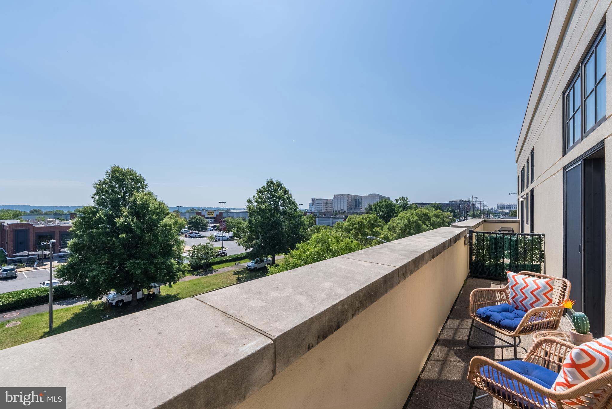 181 East Reed Avenue, Unit 412 Alexandria, VA 22305 - Photo 18 of 29