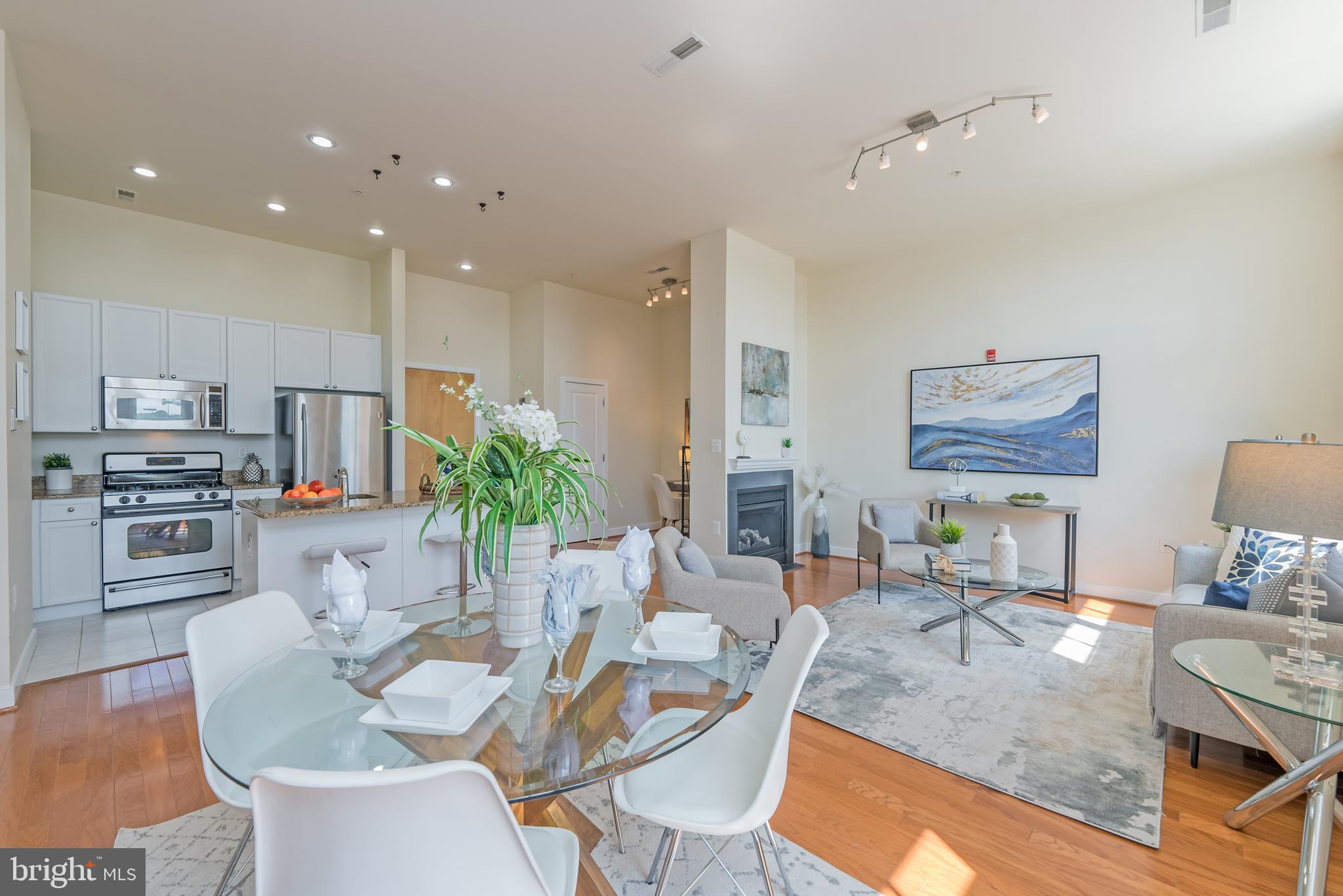 181 East Reed Avenue, Unit 412 Alexandria, VA 22305 - Photo 2 of 29