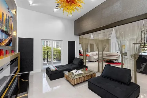 $3,599,999 | 3021 Riomar Street, Fort Lauderdale, FL 33304