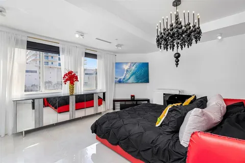 $3,599,999 | 3021 Riomar Street, Fort Lauderdale, FL 33304