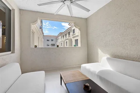 $3,599,999 | 3021 Riomar Street, Fort Lauderdale, FL 33304