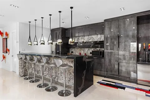 $3,599,999 | 3021 Riomar Street, Fort Lauderdale, FL 33304