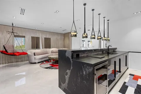 $3,599,999 | 3021 Riomar Street, Fort Lauderdale, FL 33304