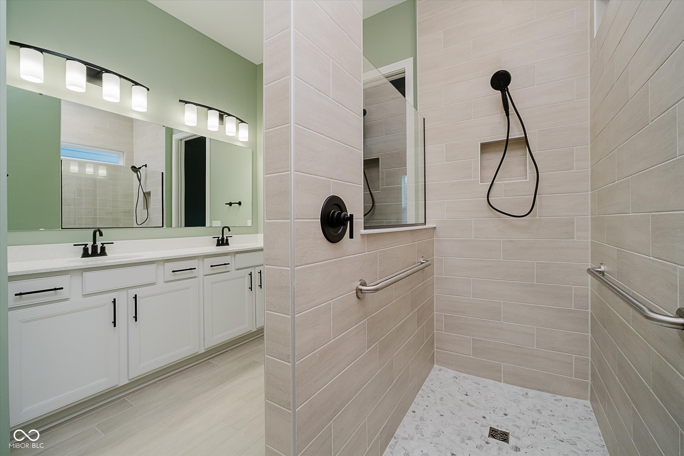 10725 Crum Court Fishers, IN 46037 - Photo 11 of 40