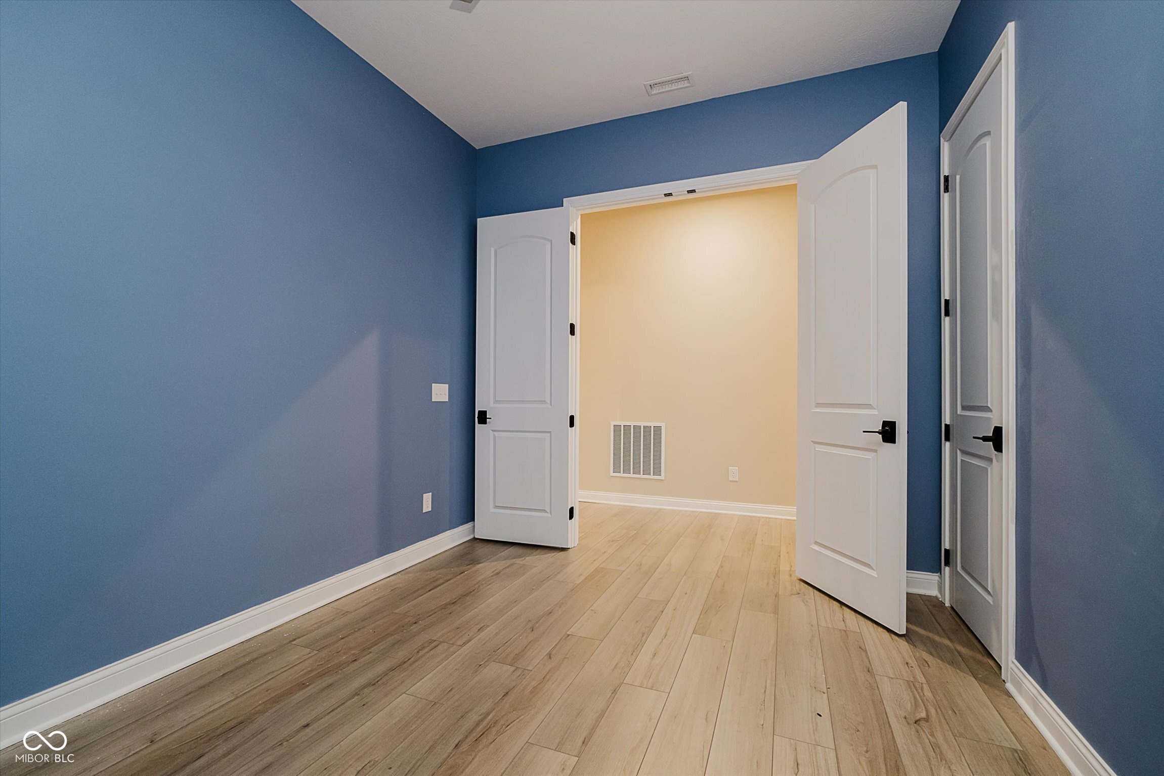 10725 Crum Court Fishers, IN 46037 - Photo 19 of 40