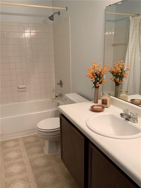 206 Countryside Drive McKees Rocks, PA 15136 - Photo 8 of 19