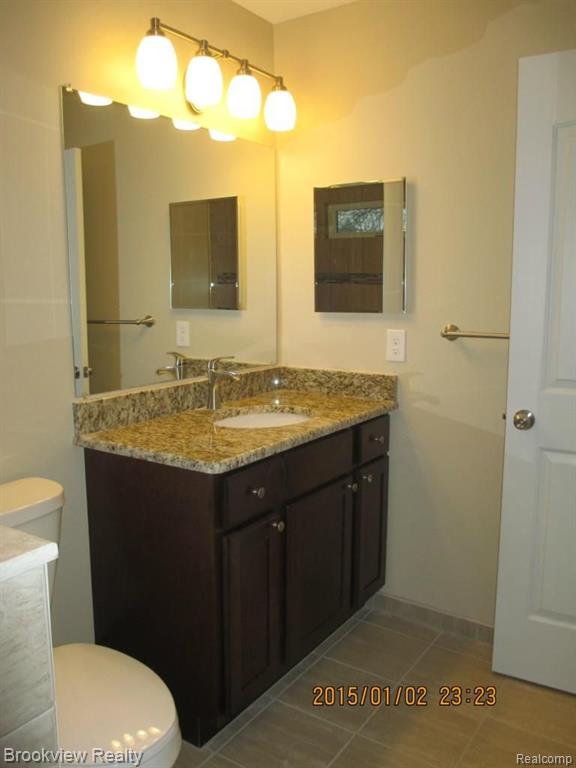 2564 Emmons Avenue Rochester Hills, MI 48307 - Photo 10 of 20