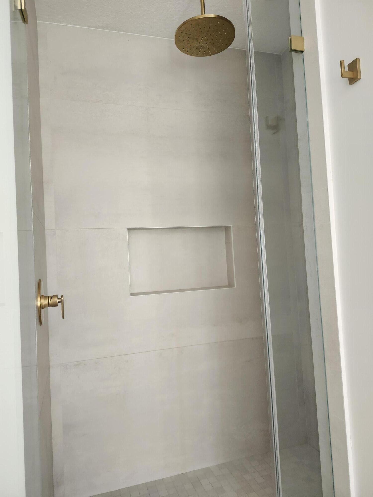 11663 Sunrise View Lane Wellington, FL 33449 - Photo 28 of 43 20251016_172422