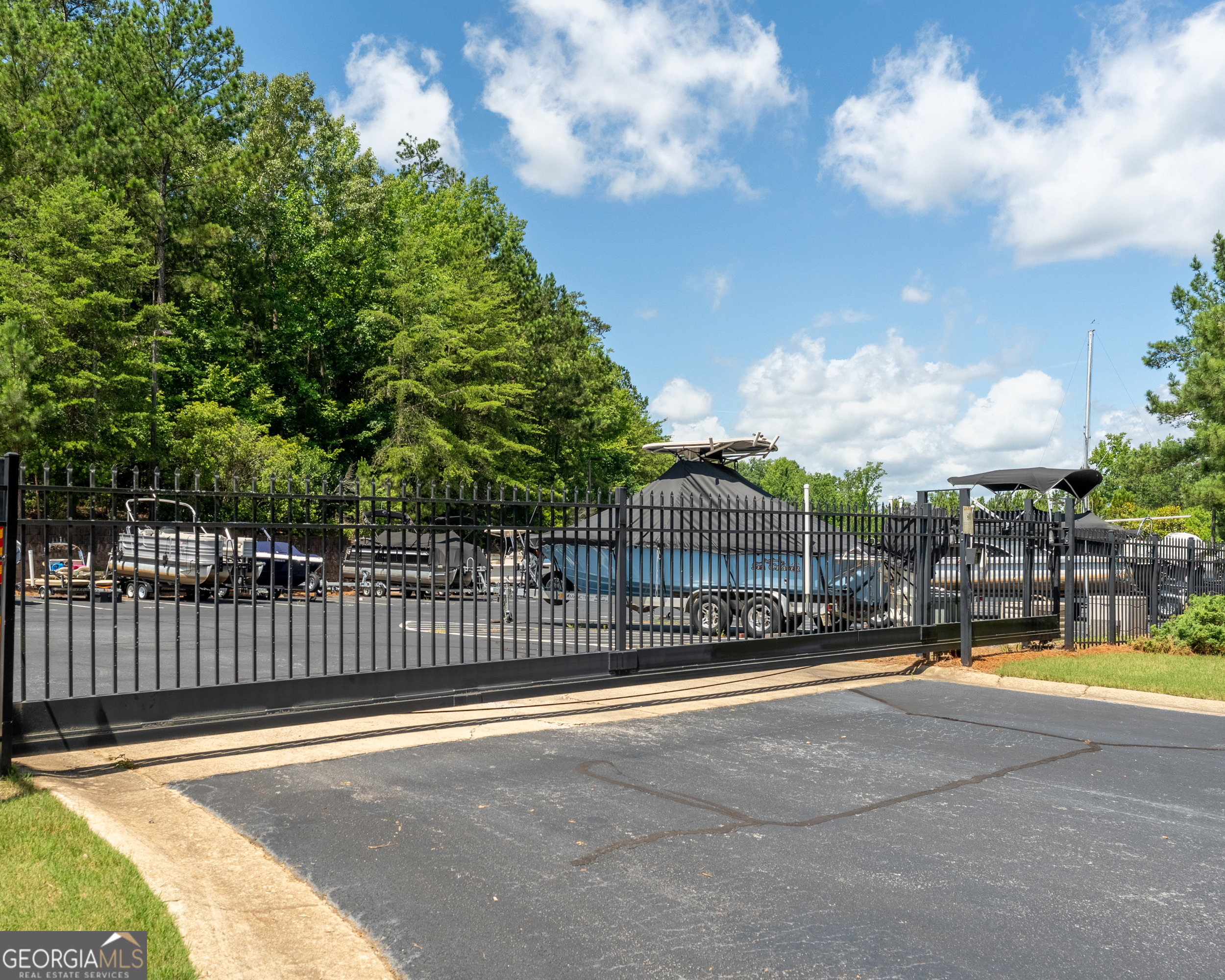 1071 Southern Pne Road Greensboro, GA 30642 - Photo 48 of 48 a view of a basket ball ground