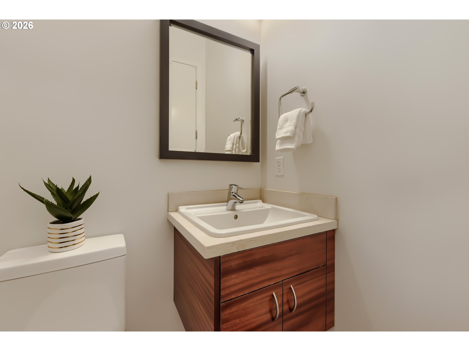 1616 Northwest Riverscape Street Portland, OR 97209 - Photo 23 of 34