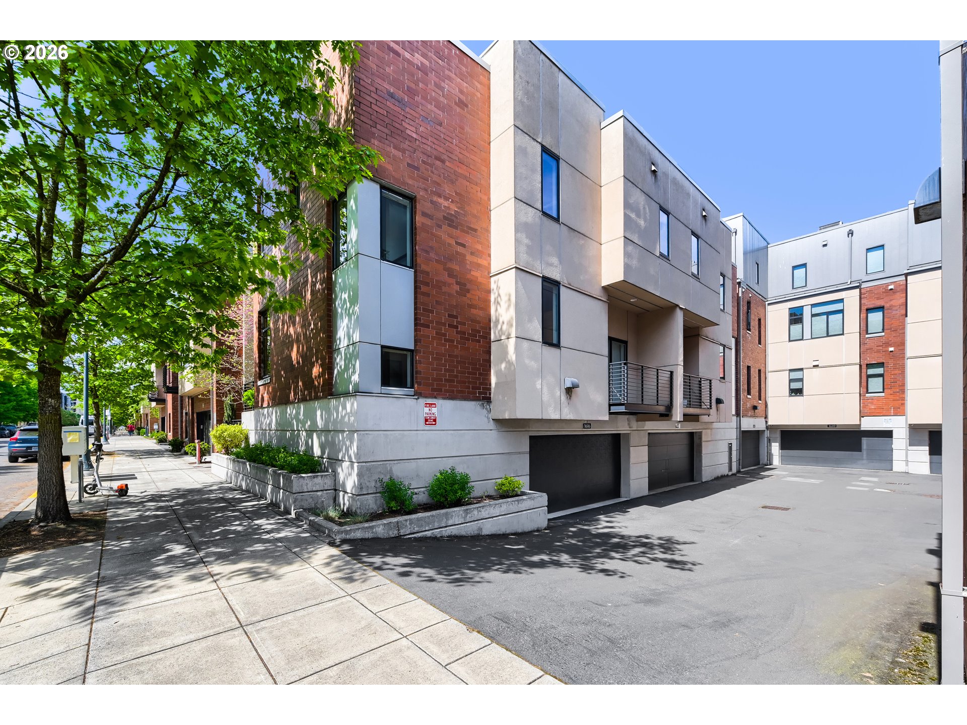 1616 Northwest Riverscape Street Portland, OR 97209 - Photo 28 of 34