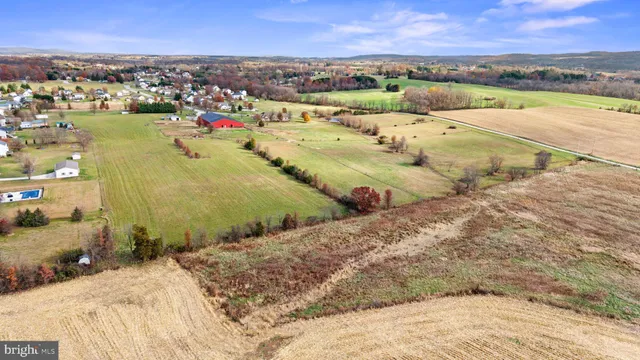 $1,899,900 | 334 Rolling Lane, Abbottstown, PA 17301
