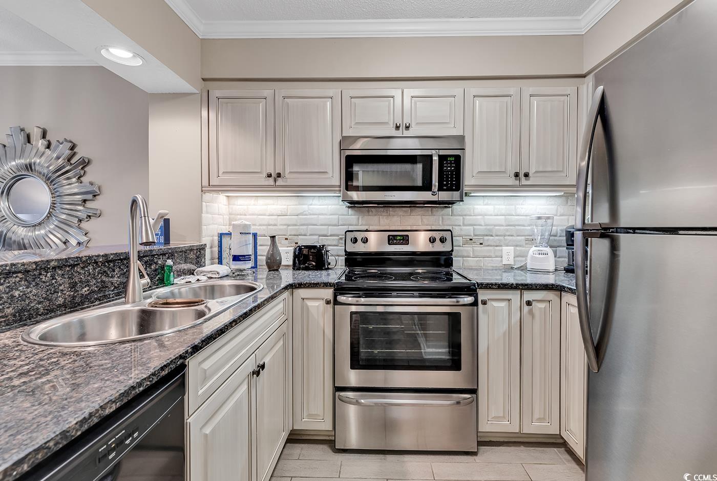 180 Rothbury Circle, Unit 110 Myrtle Beach, SC 29572 - Photo 4 of 38