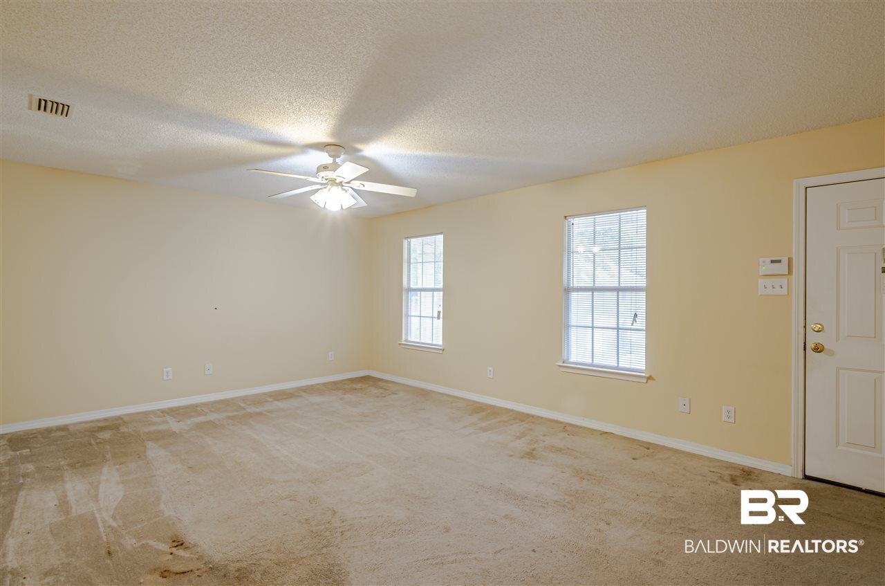 2446 Nortons Lane Mobile, AL 36605 - Photo 8 of 19