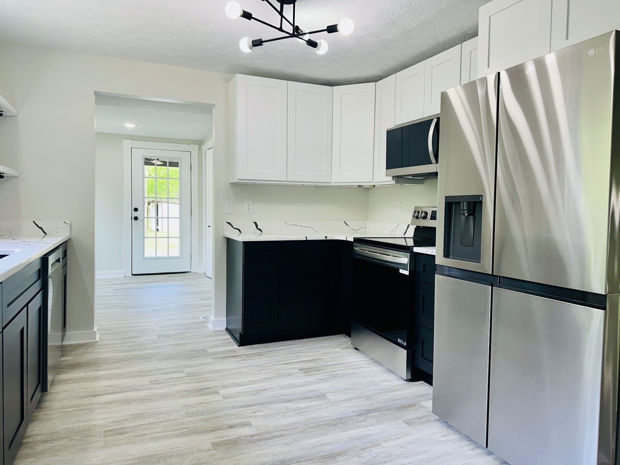 2490 Wolf Creek Road Silver Point, TN 38582 - Photo 11 of 49 Gallery Image 11