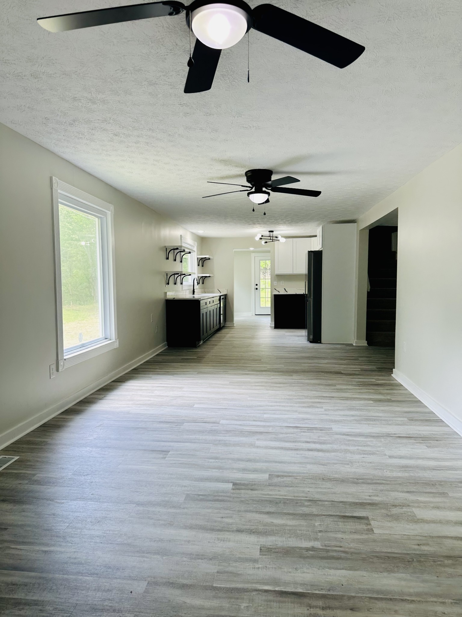 2490 Wolf Creek Road Silver Point, TN 38582 - Photo 8 of 49 Gallery Image 8