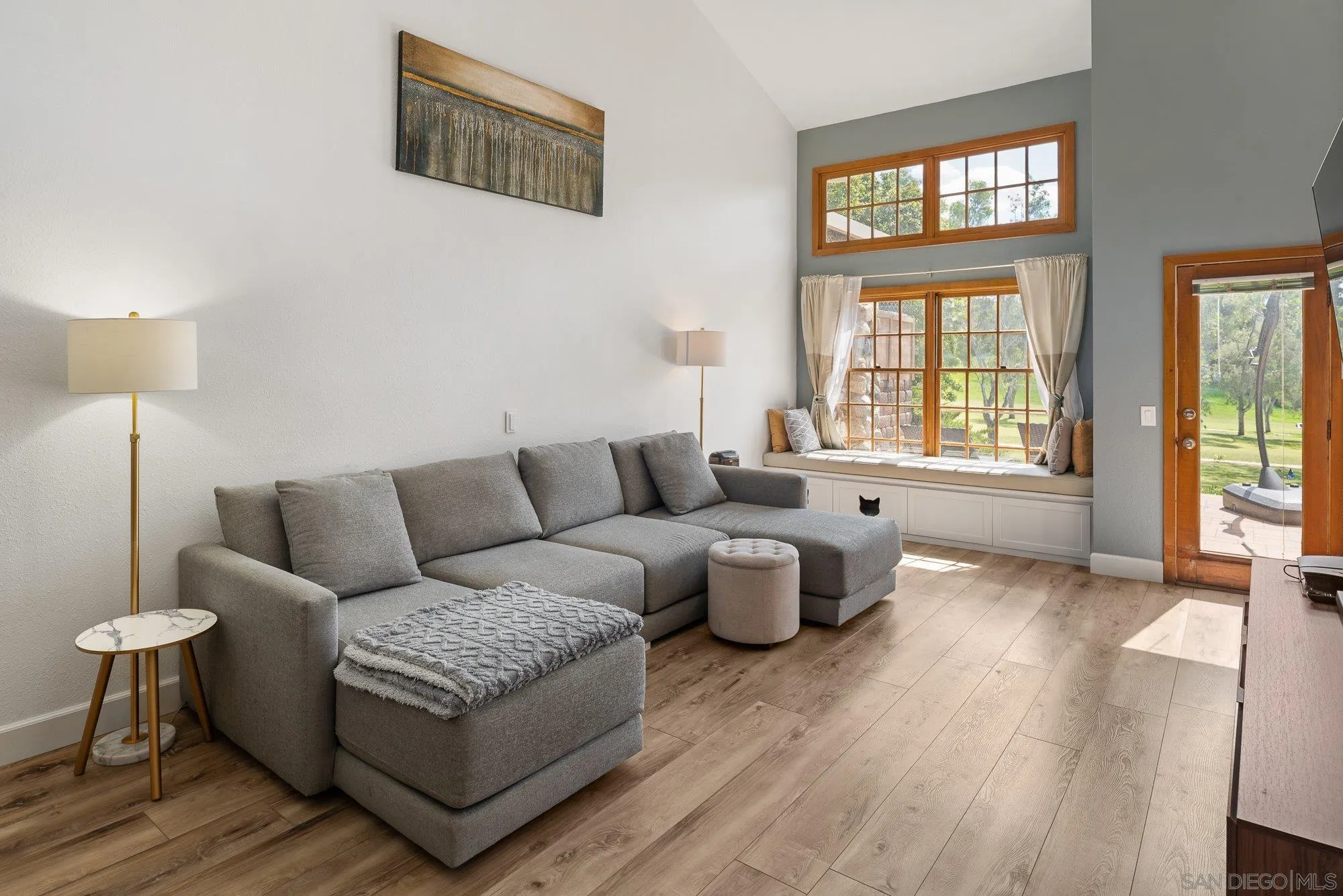 8647 Circle R Valley Lane Escondido, CA 92026 - Photo 18 of 39