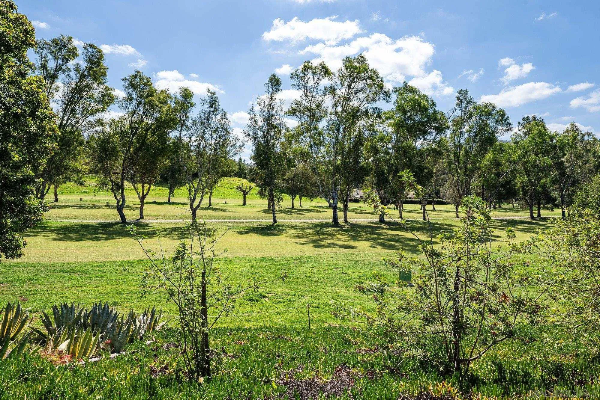 8647 Circle R Valley Lane Escondido, CA 92026 - Photo 30 of 39