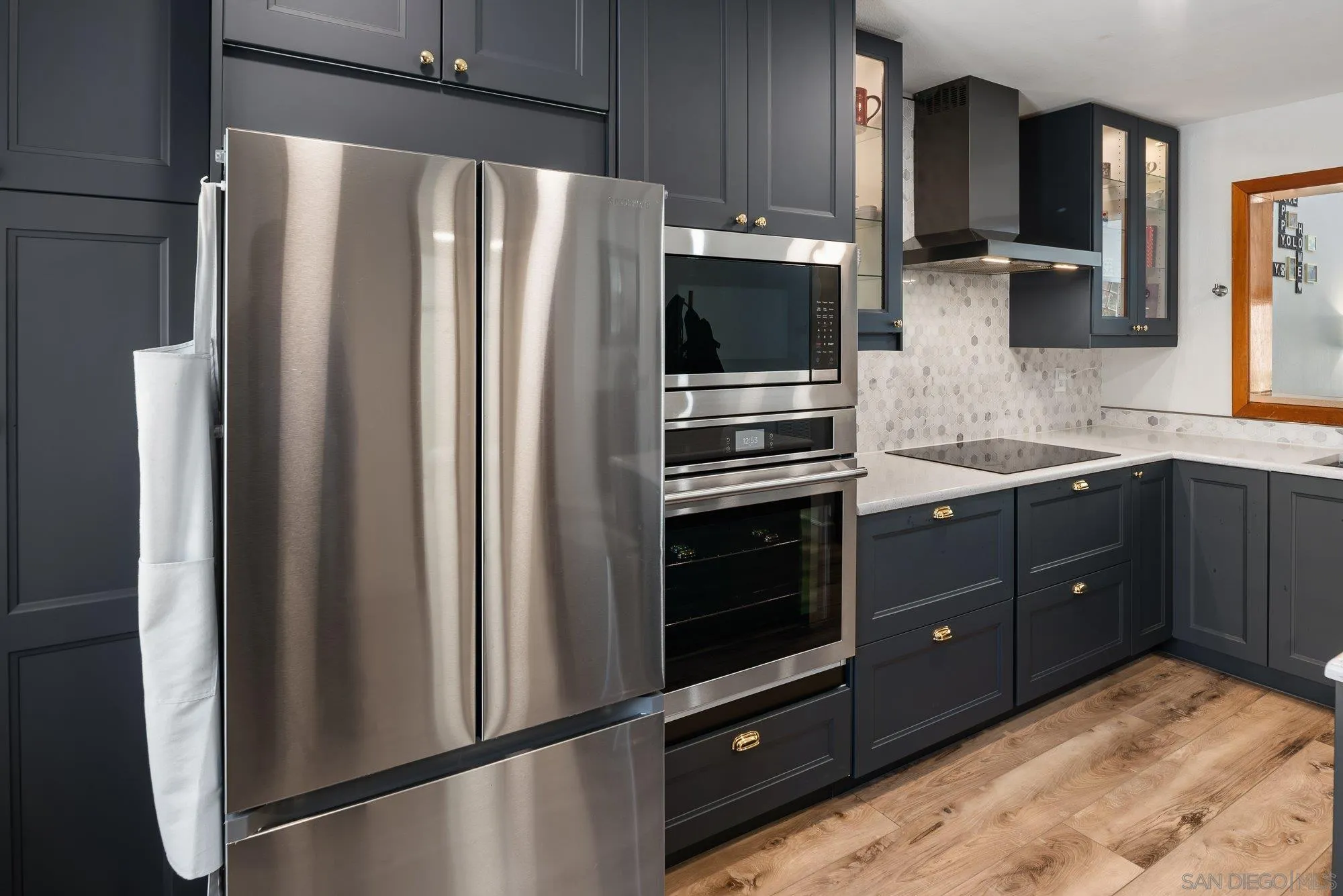 8647 Circle R Valley Lane Escondido, CA 92026 - Photo 9 of 39