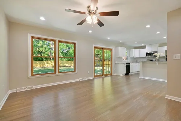 $2,500 | 8045 Nantuckett Avenue, North Charleston, SC 29420