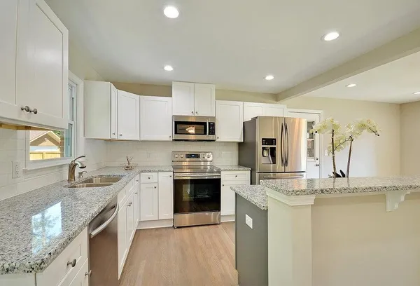 $2,500 | 8045 Nantuckett Avenue, North Charleston, SC 29420