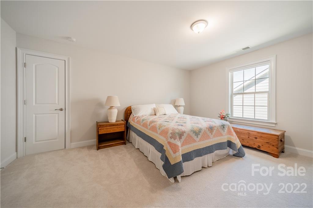 924 Raffaelo View Mount Holly, NC 28120 - Photo 39 of 43 Gallery Image 39