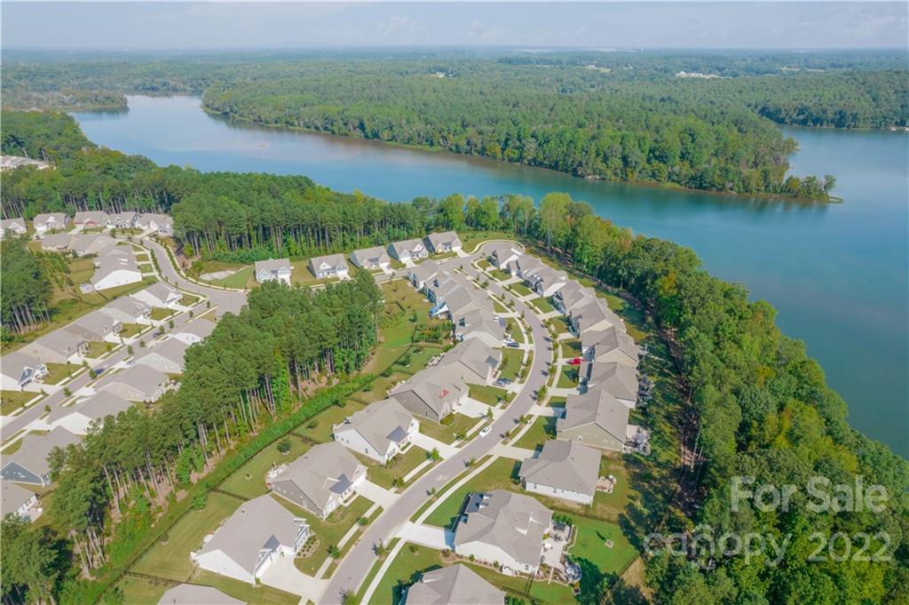 924 Raffaelo View Mount Holly, NC 28120 - Photo 8 of 43 Gallery Image 8