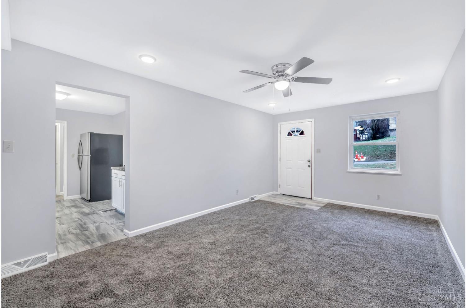 4284 Foley Road Cincinnati, OH 45205 - Photo 8 of 34