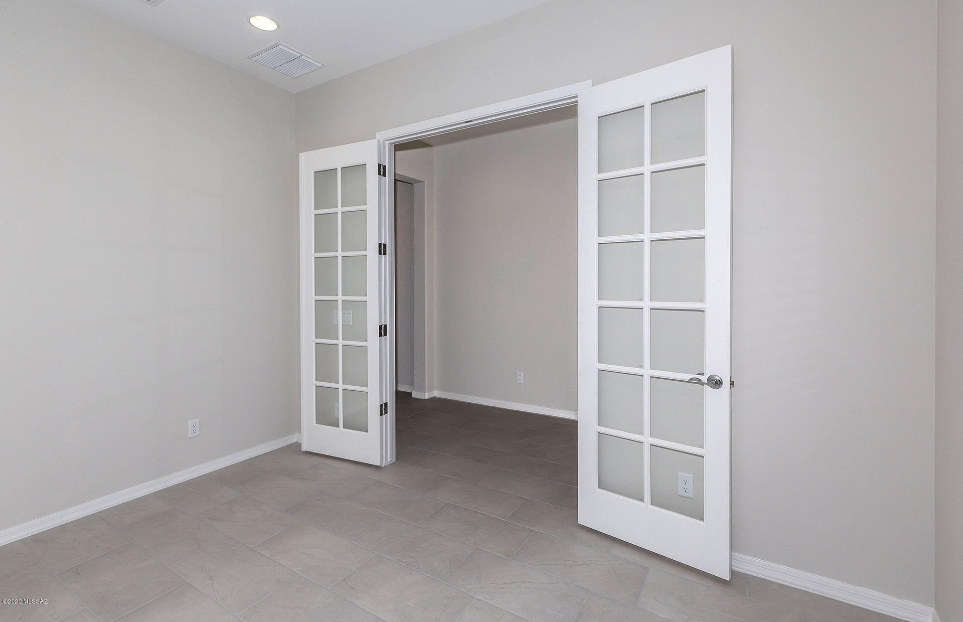 712 East Romsdalen Road Tucson, AZ 85755 - Photo 8 of 48