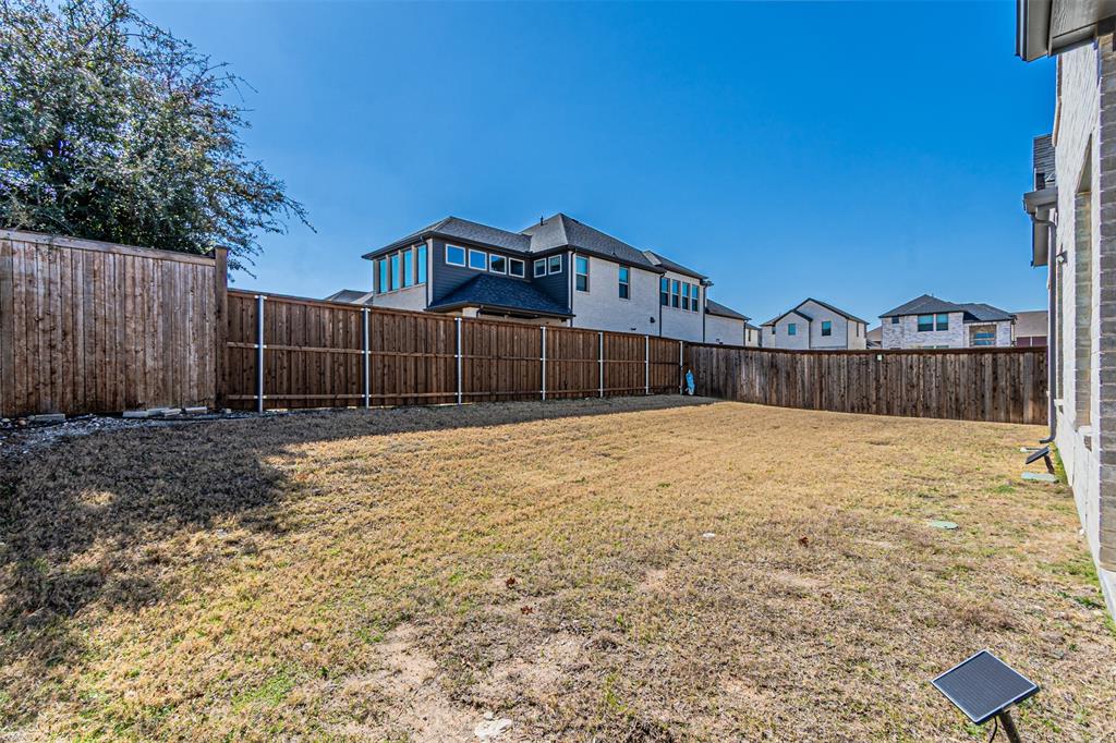 13237 Jonata Street Frisco, TX 75035 - Photo 36 of 39 a view of a backyard