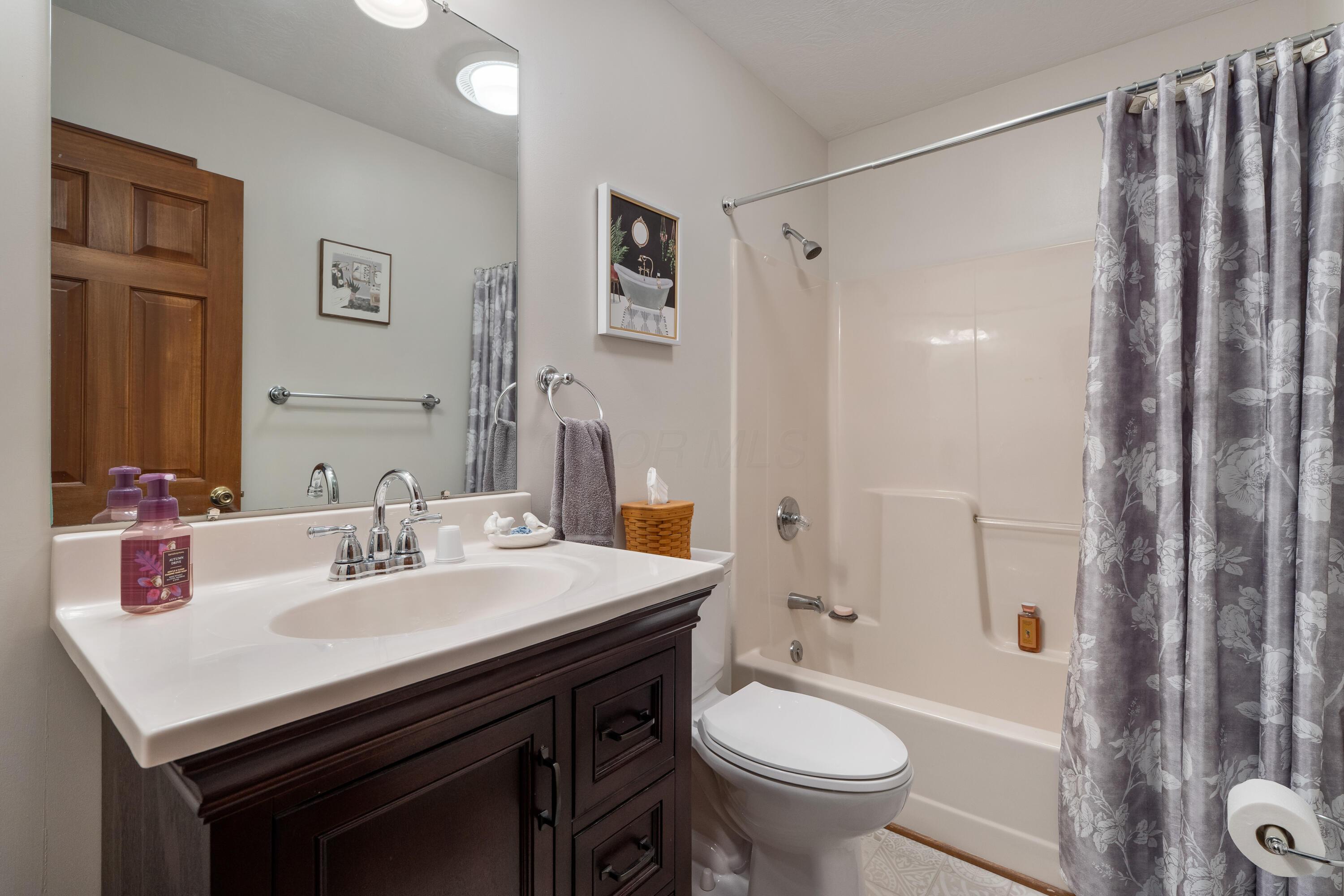 1007 Ridge Drive Circleville, OH 43113 - Photo 26 of 46 1007 Ridge Dr_27