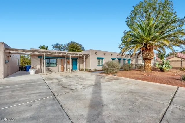 $3,500 | 1224 Sur Este Avenue, Las Vegas, NV 89123