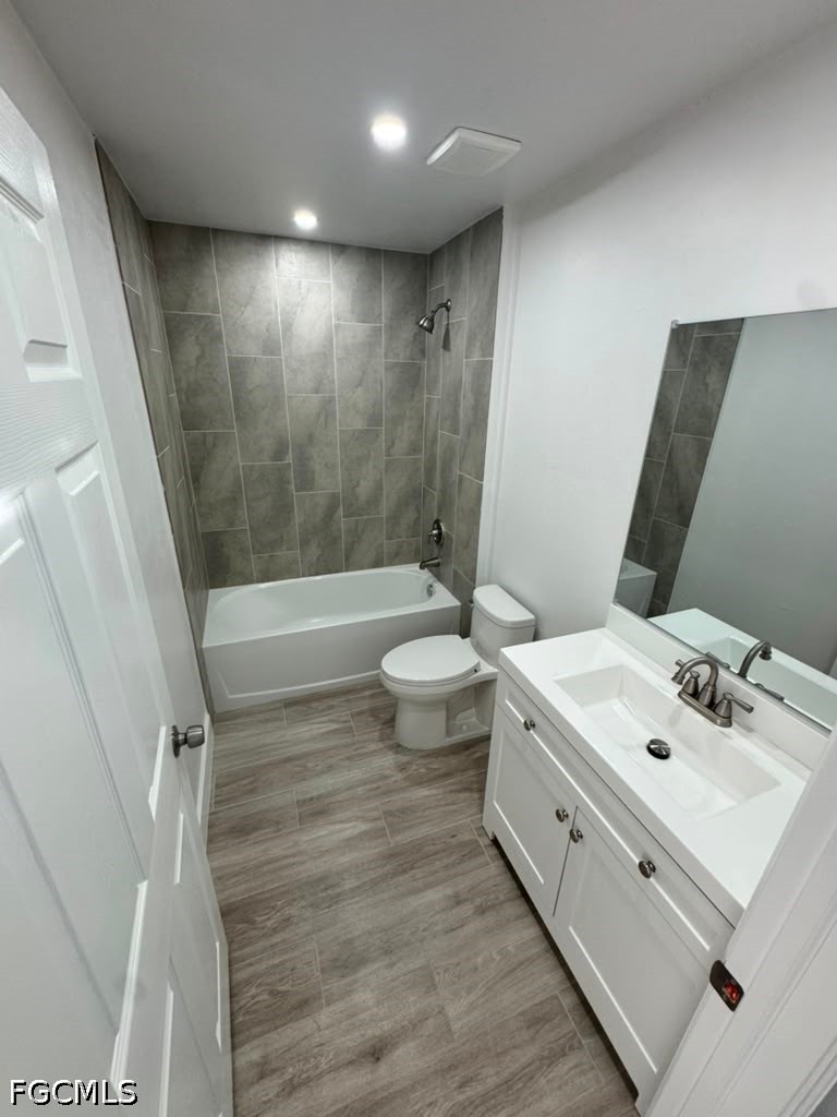 3707 32nd Street Southwest Lehigh Acres, FL 33976 - Photo 15 of 28