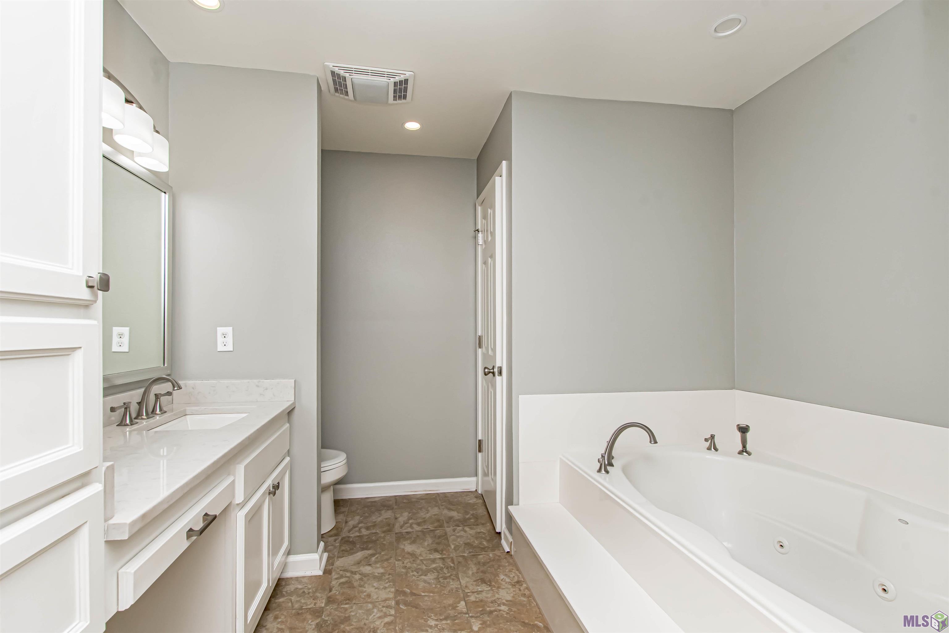 13333 Parwood Avenue Baton Rouge, LA 70816 - Photo 11 of 17