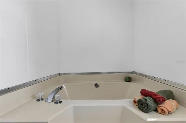 $160,000 | 214 Canova Drive, Auburndale, FL 33823