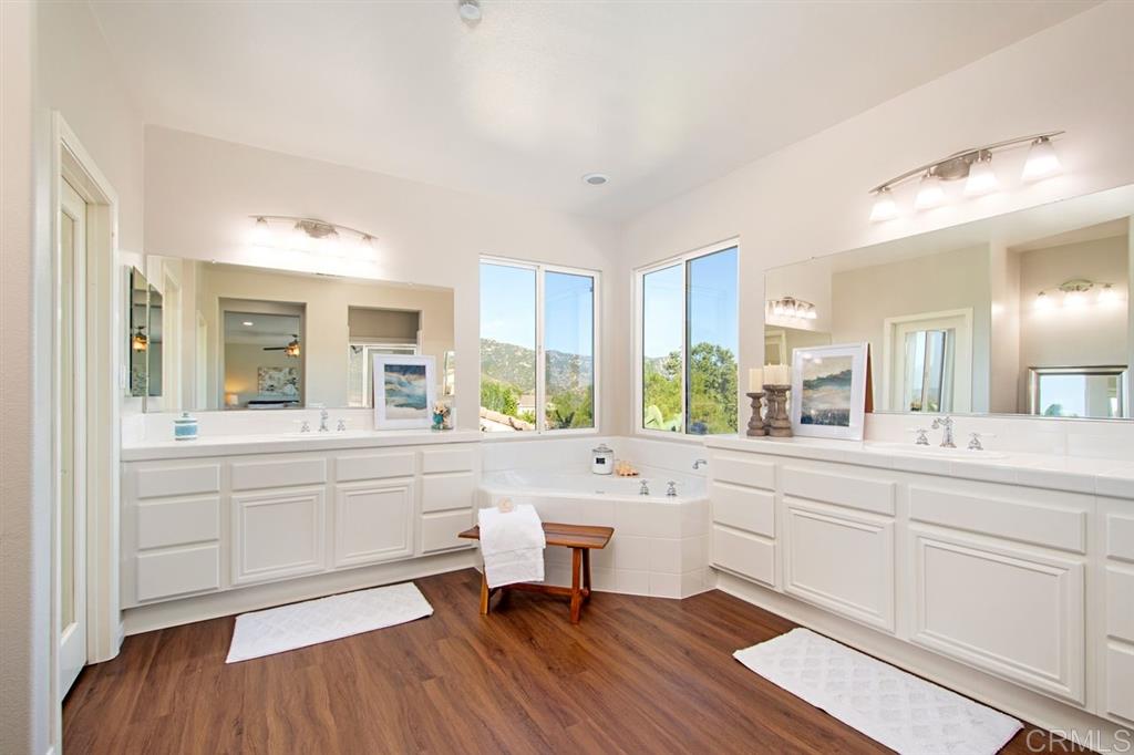 776 Ridgemont Circle Escondido, CA 92027 - Photo 13 of 25 Gallery Image 13