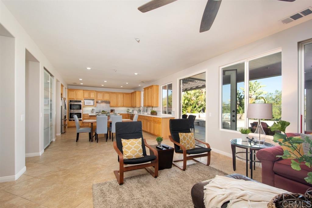 776 Ridgemont Circle Escondido, CA 92027 - Photo 7 of 25 Gallery Image 7