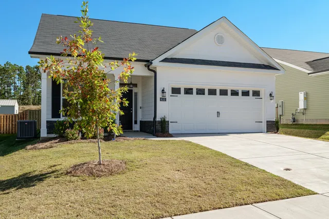 $343,900 | 8132 Snelling Drive, Aiken, SC 29803