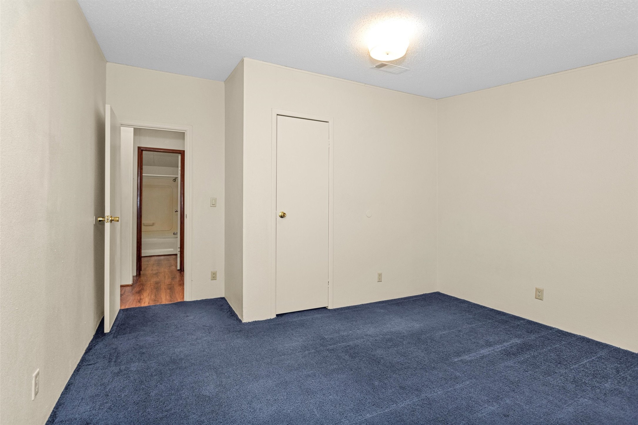 11261 Rose Road Conroe, TX 77303 - Photo 23 of 30 an empty room with closet area