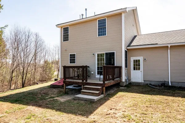 $440,000 | 59 D Cheney Lane, Danville, NH 03819