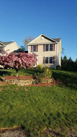 $440,000 | 59 D Cheney Lane, Danville, NH 03819