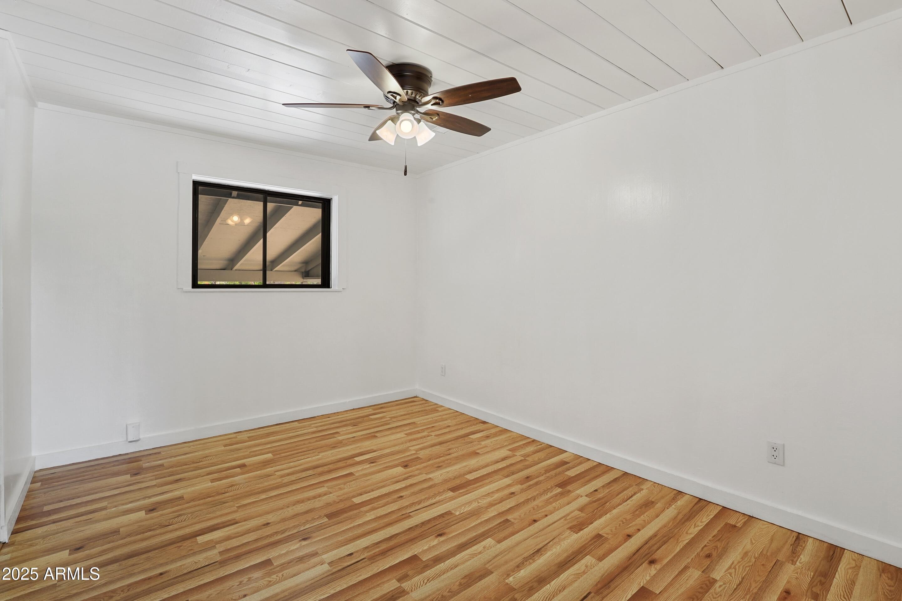 809 North Colcord Road Payson, AZ 85541 - Photo 17 of 34 a view of empty room with wooden floor