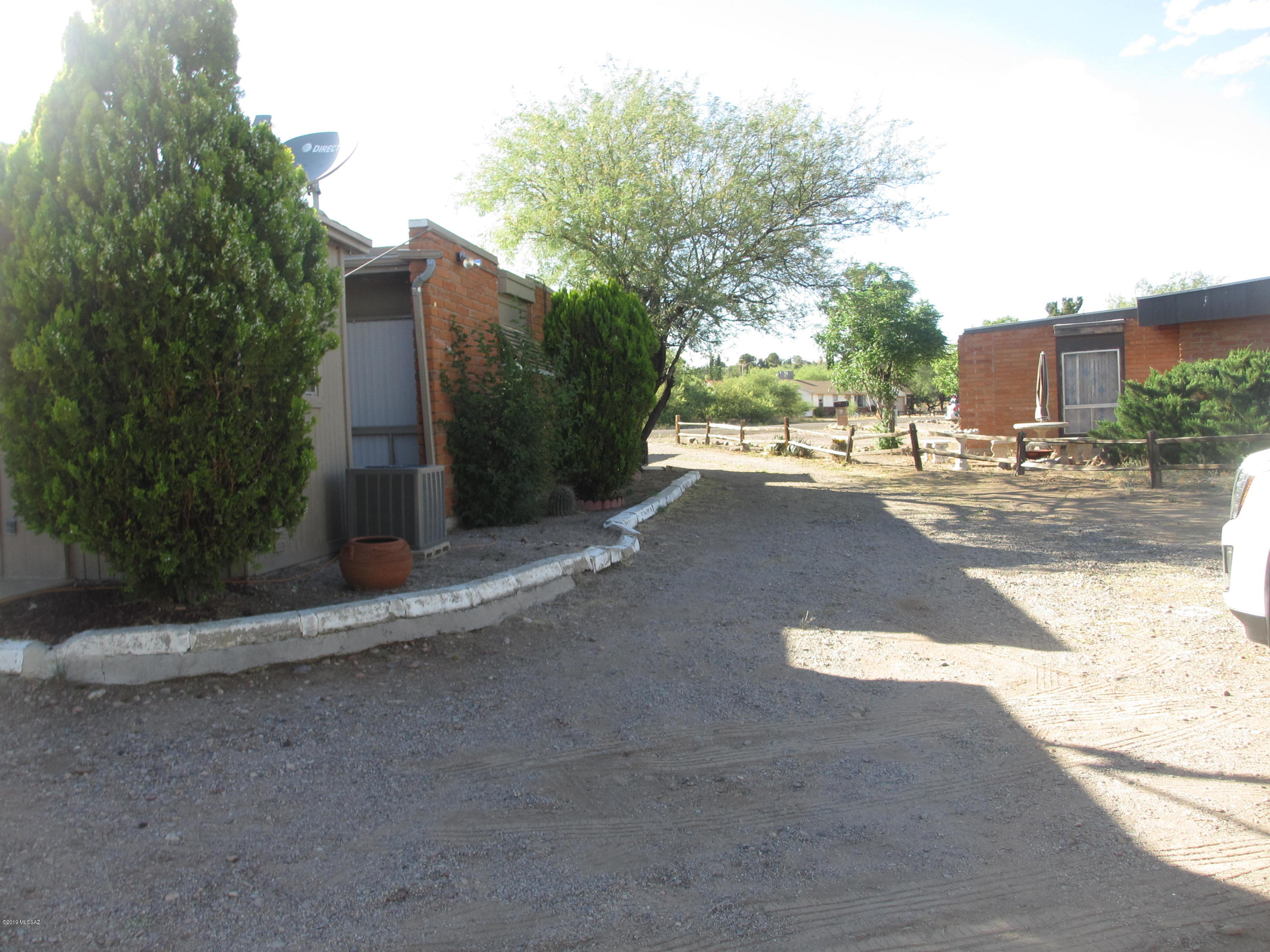 409 B Sykes Circle Rio Rico, AZ 85648 - Photo 7 of 26