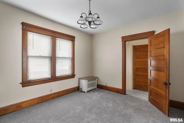 $105,000 | 1030 23rd Street, Rock Island, IL 61201