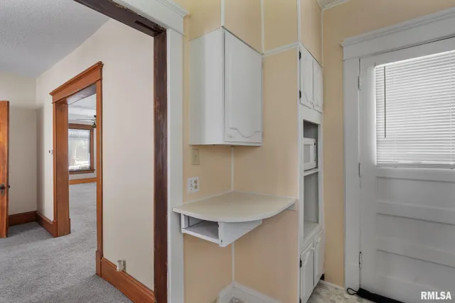 $105,000 | 1030 23rd Street, Rock Island, IL 61201