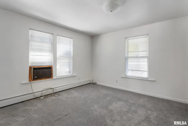 $105,000 | 1030 23rd Street, Rock Island, IL 61201