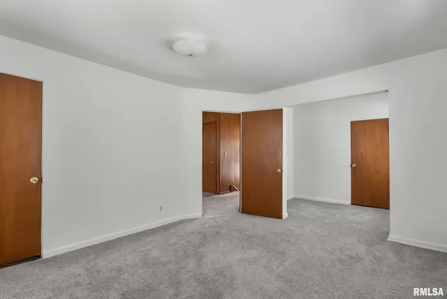 $105,000 | 1030 23rd Street, Rock Island, IL 61201